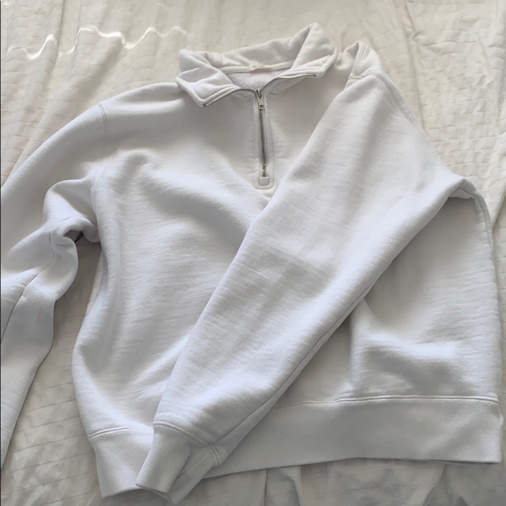 White Oversized sweater from brandy Melville!!